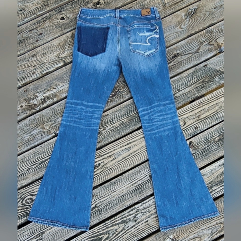 American Eagle AEO Boho Artist Distressed Destroyed Flare Denim Jeans 8 - Picture 9 of 15